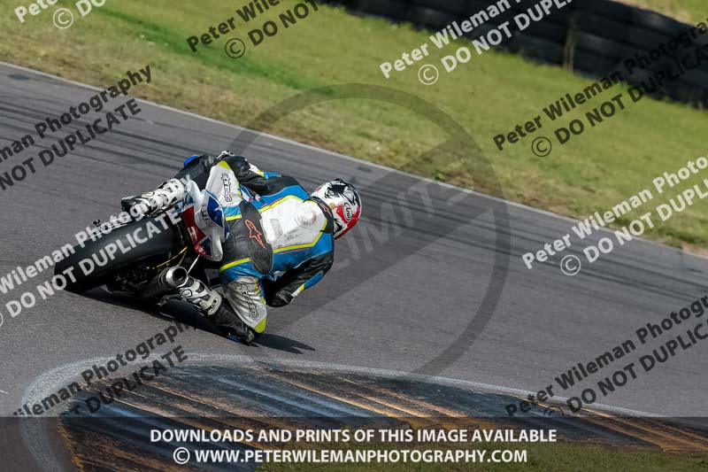 PJM Photography;anglesey no limits trackday;anglesey photographs;anglesey trackday photographs;enduro digital images;event digital images;eventdigitalimages;no limits trackdays;peter wileman photography;racing digital images;trac mon;trackday digital images;trackday photos;ty croes